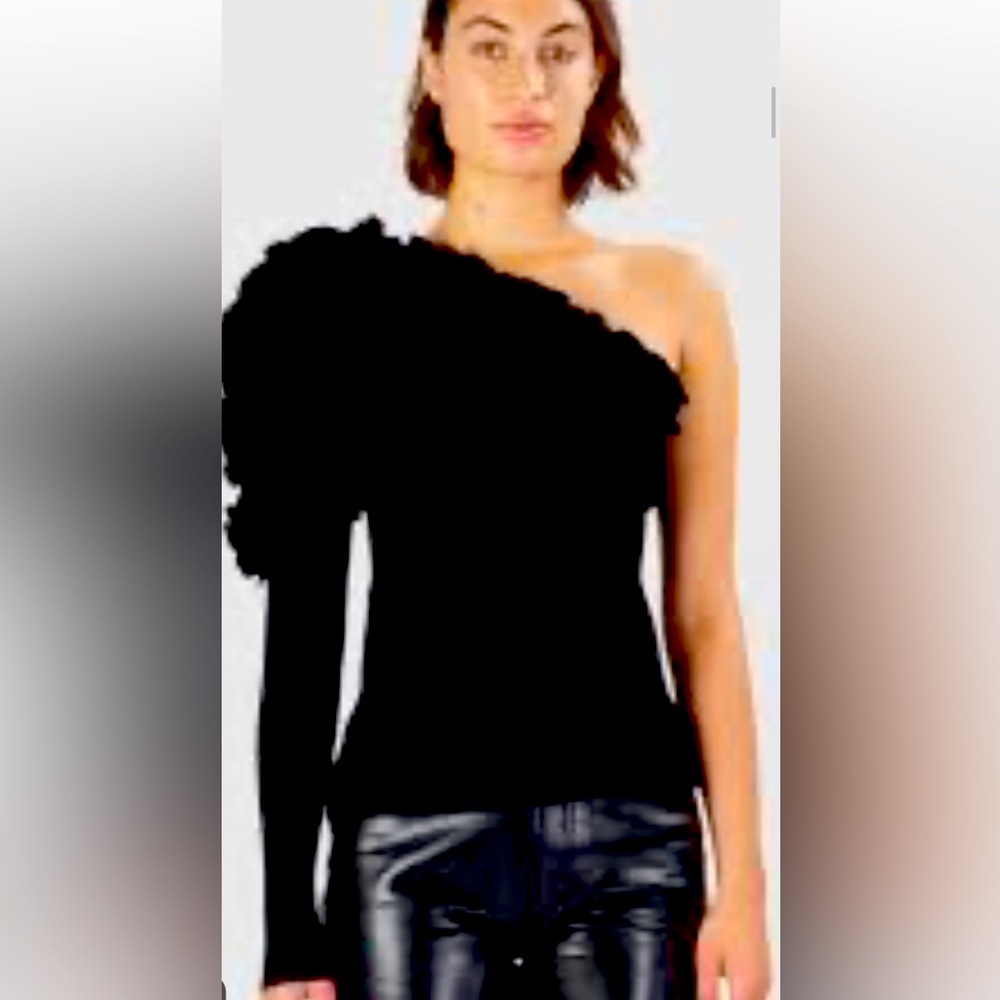 Zimmerman Concert Asymmetric Ruffle Top 2/M